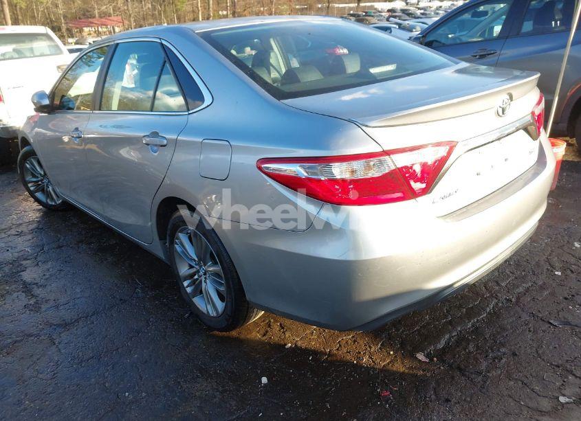 Photo 3 of 2016 Toyota Camry SE (VIN 4T1BF1FK6GU181920)