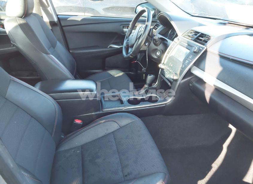 Photo 5 of 2016 Toyota Camry SE (VIN 4T1BF1FK6GU181920)