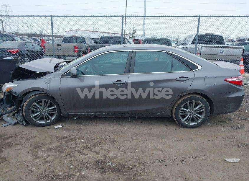 Photo 14 of 2016 Toyota Camry SE (VIN 4T1BF1FK6GU207934)