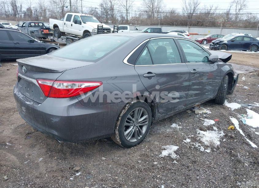 Photo 4 of 2016 Toyota Camry SE (VIN 4T1BF1FK6GU207934)