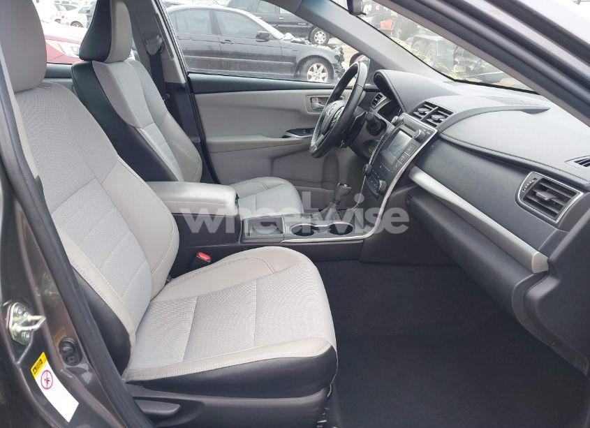 Photo 5 of 2016 Toyota Camry SE (VIN 4T1BF1FK6GU207934)