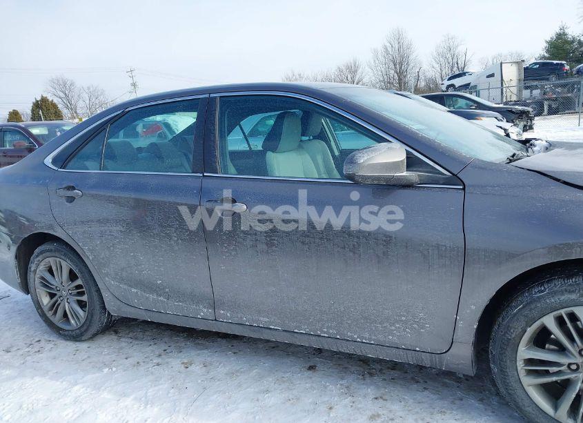 Photo 13 of 2016 Toyota Camry SE (VIN 4T1BF1FK6GU209070)