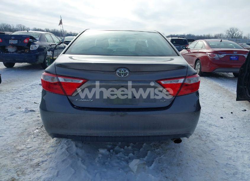 Photo 16 of 2016 Toyota Camry SE (VIN 4T1BF1FK6GU209070)