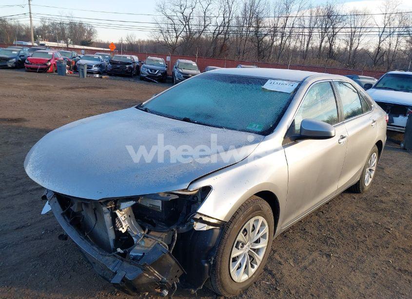 Photo 18 of 2016 Toyota Camry LE (VIN 4T1BF1FK6GU214902)