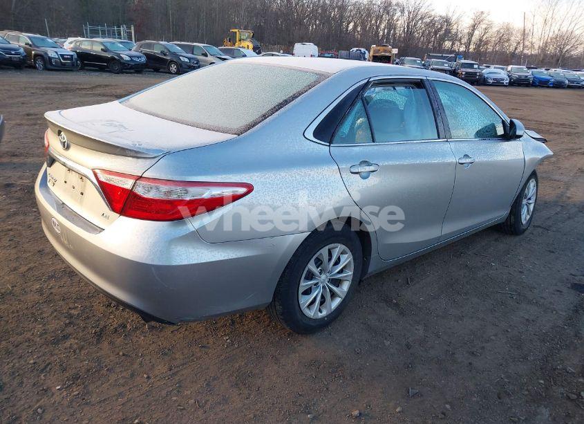 Photo 4 of 2016 Toyota Camry LE (VIN 4T1BF1FK6GU214902)