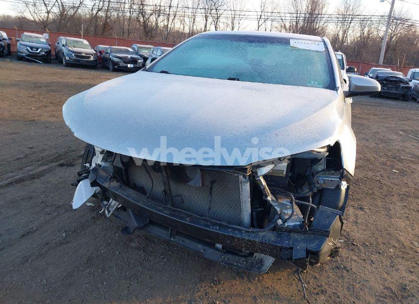 Photo 6 of 2016 Toyota Camry LE (VIN 4T1BF1FK6GU214902)