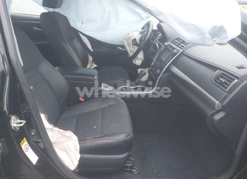 Photo 5 of 2016 Toyota Camry SE (VIN 4T1BF1FK6GU255997)