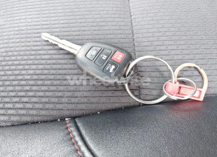 Photo 11 of 2016 Toyota Camry SE (VIN 4T1BF1FK6GU261041)