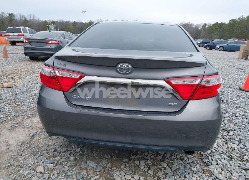 Photo 16 of 2016 Toyota Camry SE (VIN 4T1BF1FK6GU261041)