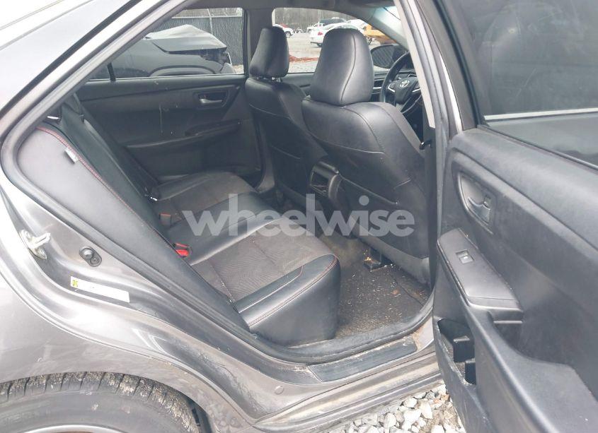 Photo 8 of 2016 Toyota Camry SE (VIN 4T1BF1FK6GU261041)