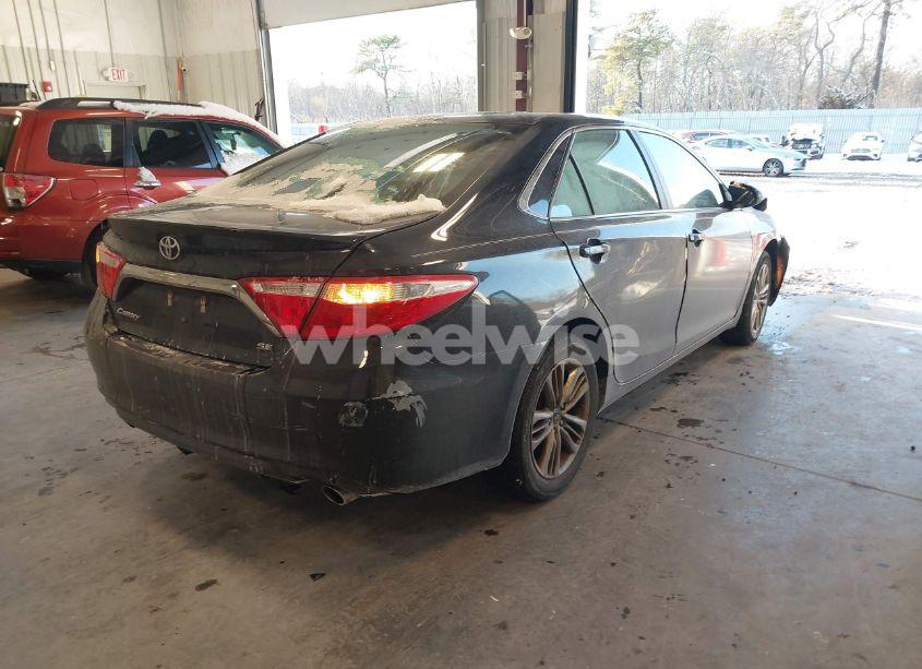 Photo 4 of 2016 Toyota Camry SE (VIN 4T1BF1FK6GU507778)