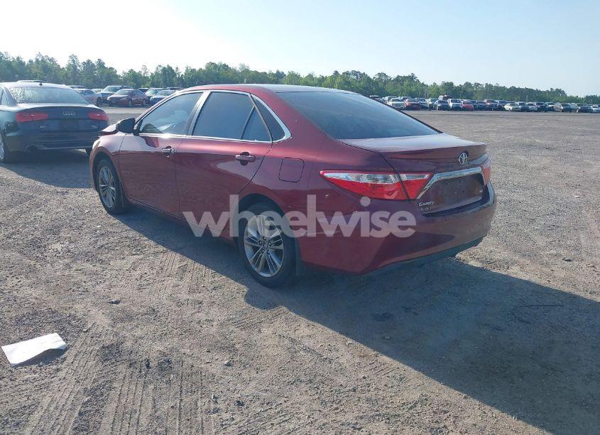 Photo 3 of 2016 Toyota Camry SE (VIN 4T1BF1FK6GU524998)