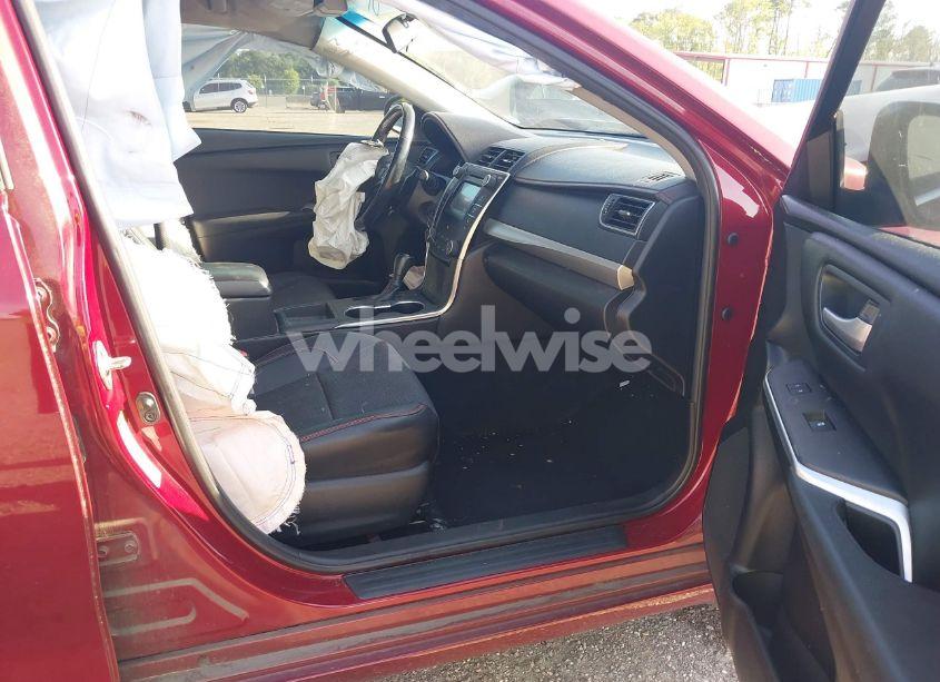 Photo 5 of 2016 Toyota Camry SE (VIN 4T1BF1FK6GU524998)