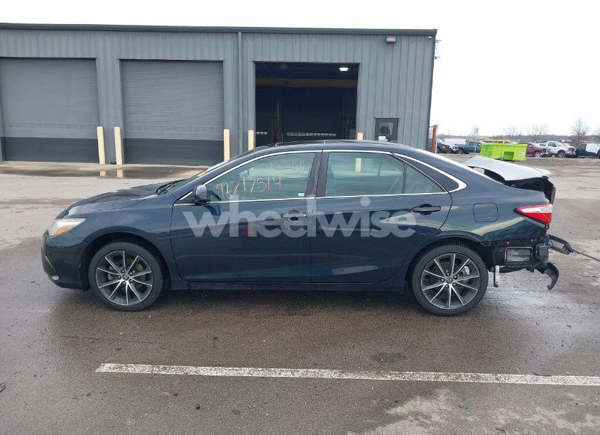 Photo 14 of 2016 Toyota Camry XSE (VIN 4T1BF1FK6GU574347)