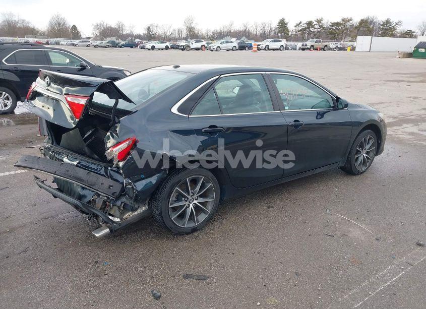 Photo 4 of 2016 Toyota Camry XSE (VIN 4T1BF1FK6GU574347)