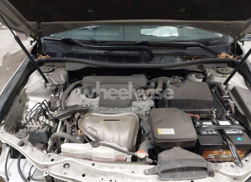 Photo 10 of 2016 Toyota Camry SE (VIN 4T1BF1FK6GU586725)