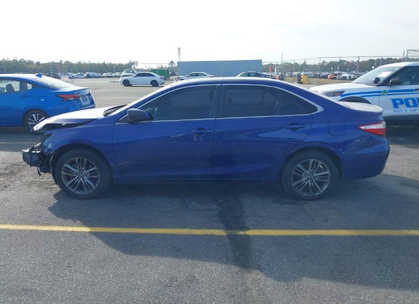 Photo 15 of 2016 Toyota Camry SE (VIN 4T1BF1FK6GU586837)