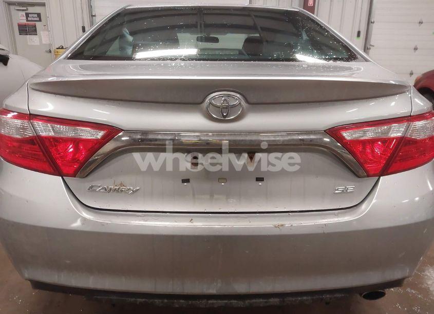 Photo 16 of 2016 Toyota Camry SE (VIN 4T1BF1FK6GU591066)