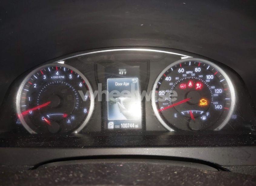 Photo 7 of 2016 Toyota Camry SE (VIN 4T1BF1FK6GU591066)