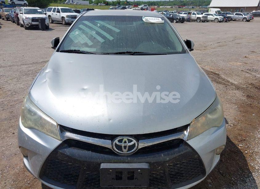 Photo 12 of 2016 Toyota Camry LE/SE/XLE/XSE (VIN 4T1BF1FK6GU606102)