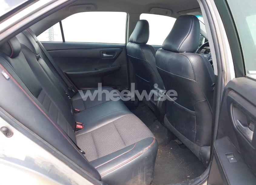 Photo 8 of 2016 Toyota Camry LE/SE/XLE/XSE (VIN 4T1BF1FK6GU606102)