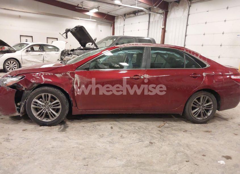 Photo 14 of 2016 Toyota Camry SE (VIN 4T1BF1FK6GU606679)