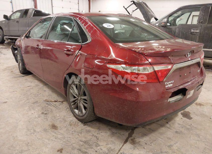 Photo 3 of 2016 Toyota Camry SE (VIN 4T1BF1FK6GU606679)