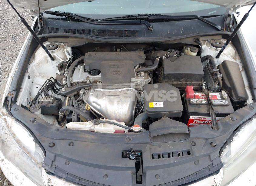 Photo 10 of 2016 Toyota Camry SE (VIN 4T1BF1FK6GU613079)