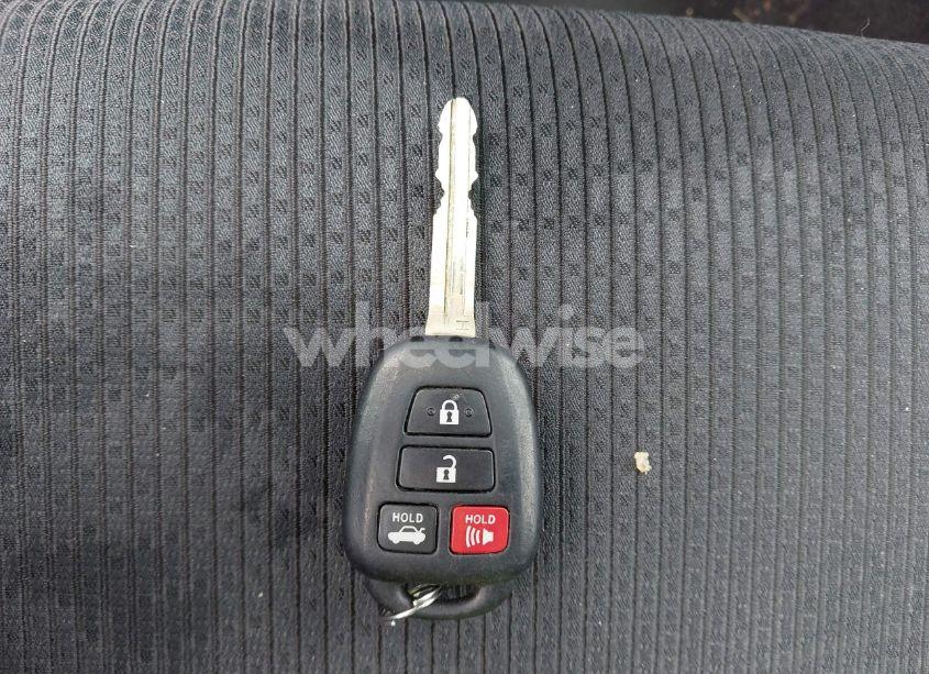 Photo 11 of 2016 Toyota Camry SE (VIN 4T1BF1FK6GU613079)