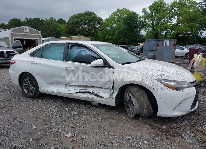 Photo 6 of 2016 Toyota Camry SE (VIN 4T1BF1FK6GU613079)