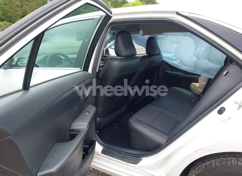 Photo 8 of 2016 Toyota Camry SE (VIN 4T1BF1FK6GU613079)