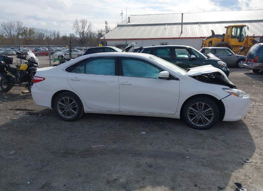 Photo 13 of 2017 Toyota Camry LE/SE/XLE/XSE (VIN 4T1BF1FK6H4685045)