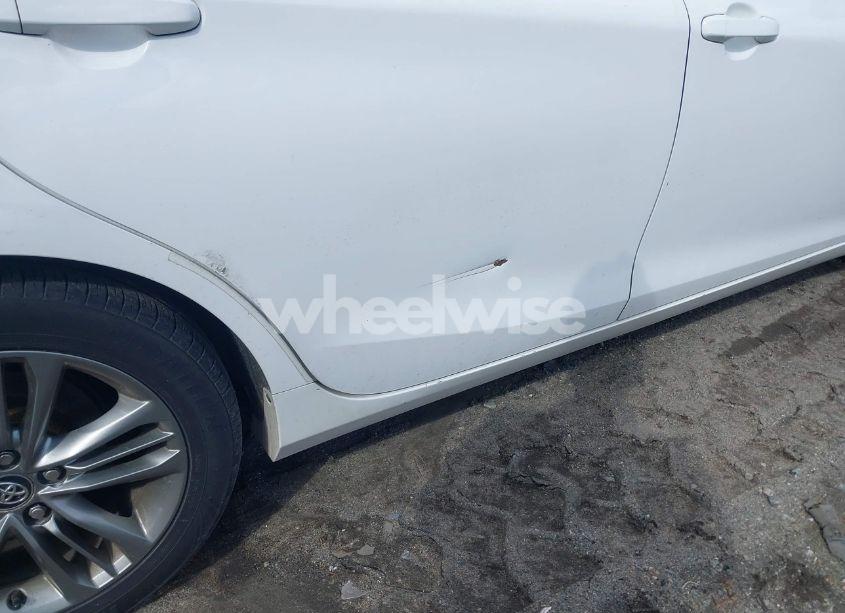 Photo 6 of 2017 Toyota Camry SE (VIN 4T1BF1FK6HU268539)