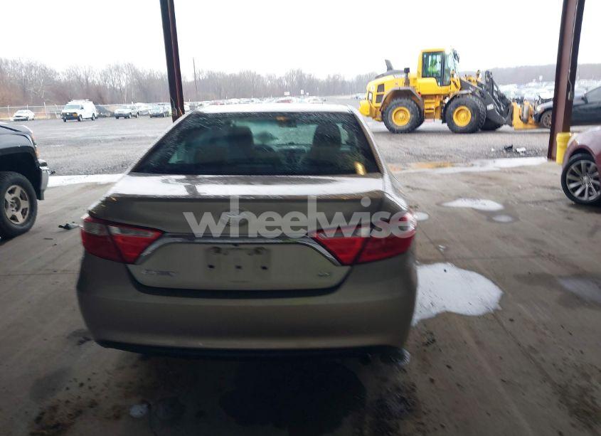 Photo 15 of 2017 Toyota Camry LE (VIN 4T1BF1FK6HU285082)