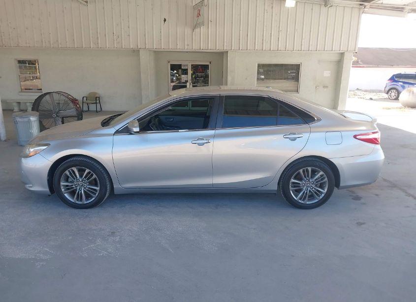 Photo 15 of 2017 Toyota Camry SE (VIN 4T1BF1FK6HU302298)