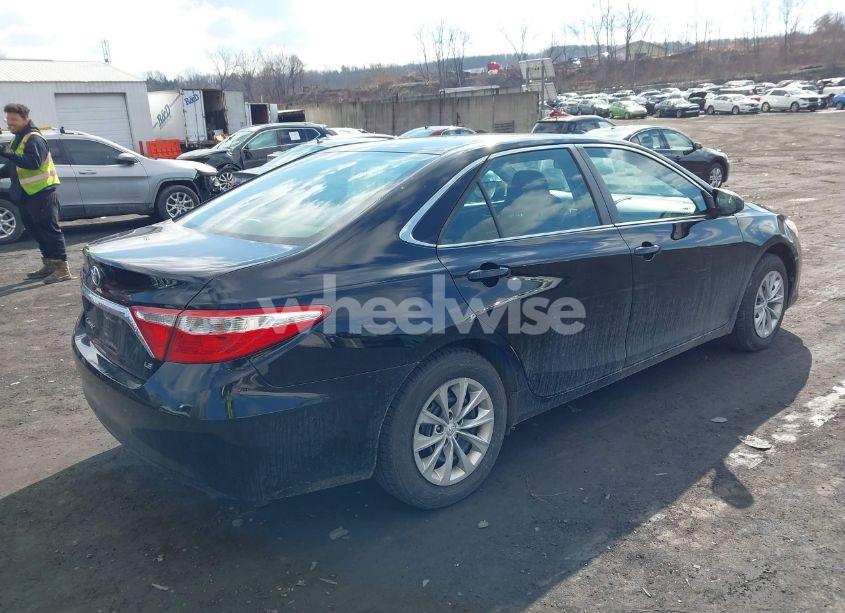 Photo 4 of 2017 Toyota Camry LE (VIN 4T1BF1FK6HU302821)