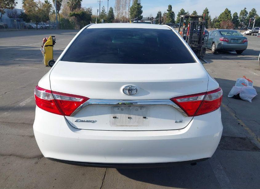 Photo 17 of 2017 Toyota Camry LE (VIN 4T1BF1FK6HU303791)