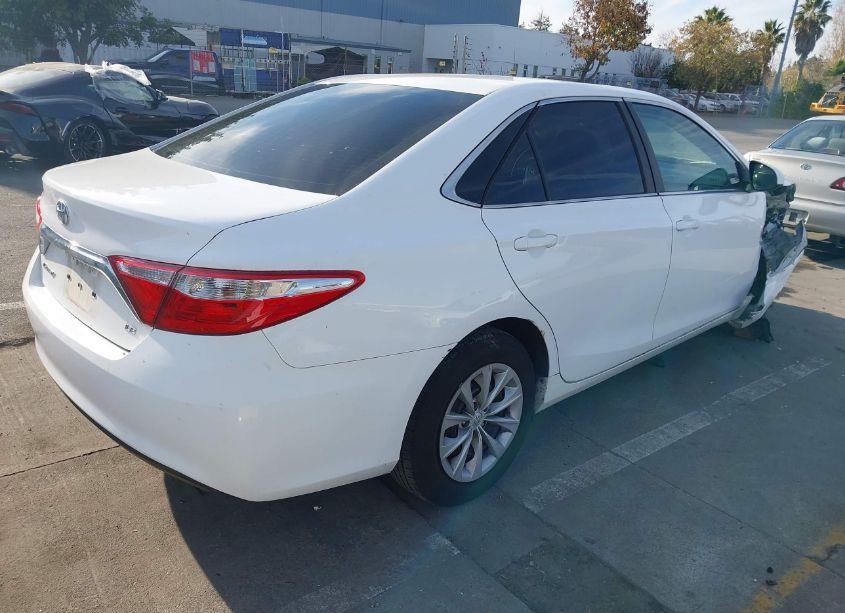 Photo 4 of 2017 Toyota Camry LE (VIN 4T1BF1FK6HU303791)