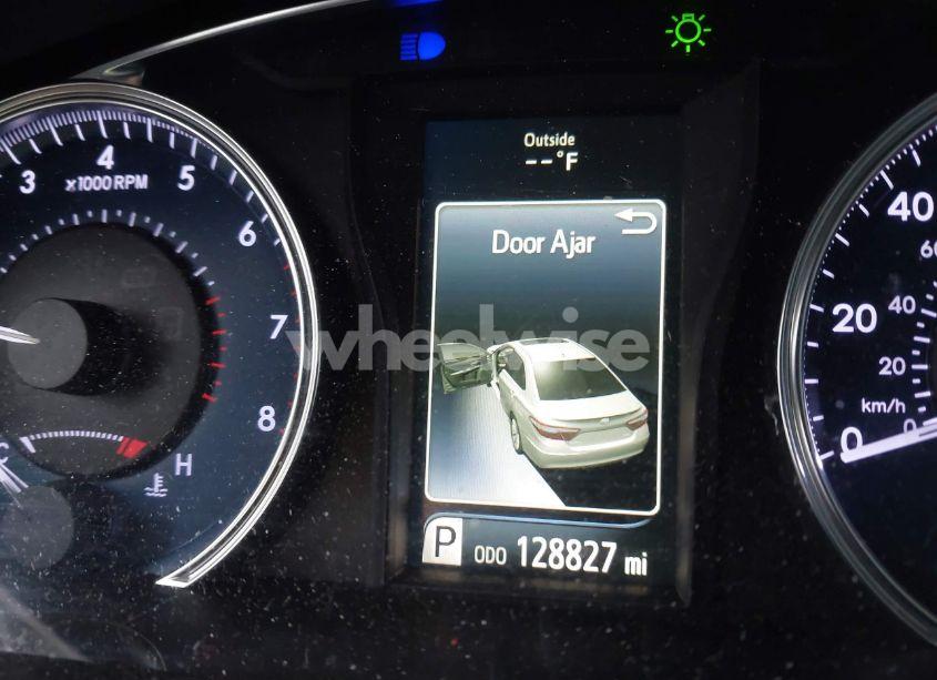 Photo 16 of 2017 Toyota Camry LE (VIN 4T1BF1FK6HU306819)