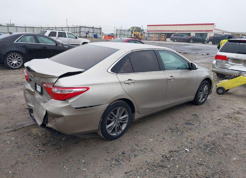 Photo 4 of 2017 Toyota Camry SE (VIN 4T1BF1FK6HU317948)