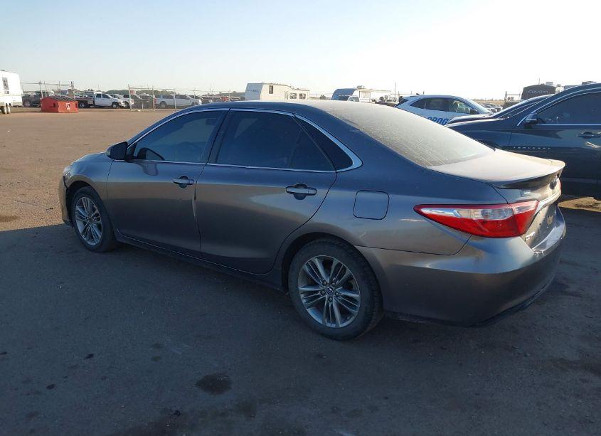 Photo 3 of 2017 Toyota Camry SE (VIN 4T1BF1FK6HU330148)
