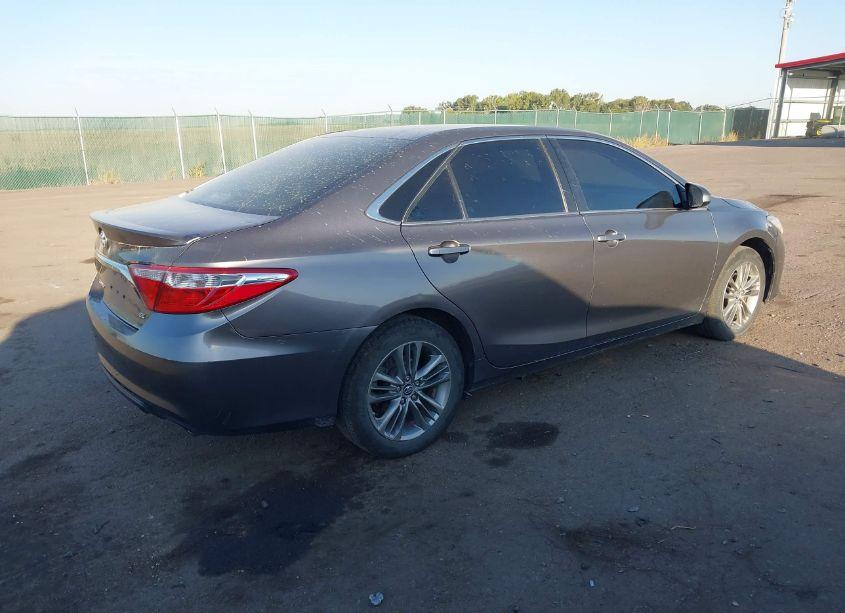 Photo 4 of 2017 Toyota Camry SE (VIN 4T1BF1FK6HU330148)