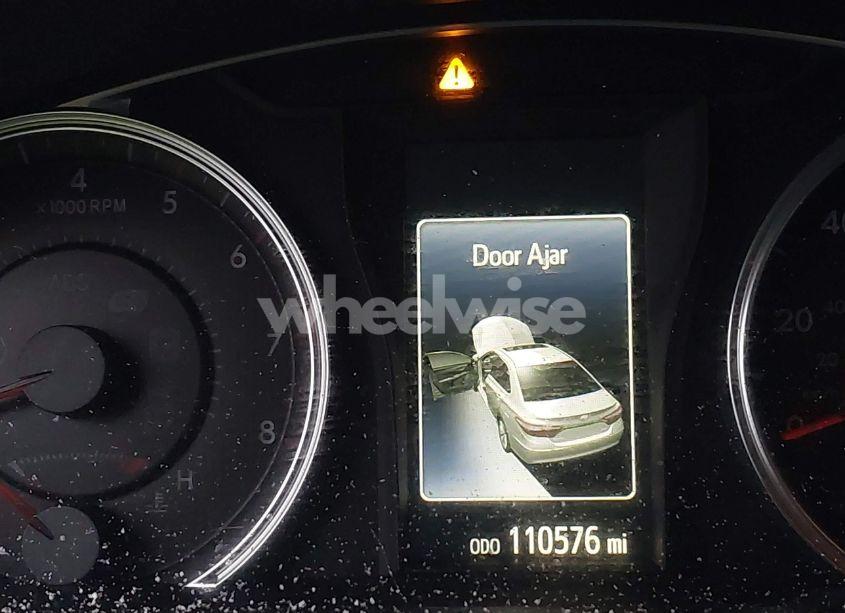 Photo 16 of 2017 Toyota Camry SE (VIN 4T1BF1FK6HU339741)