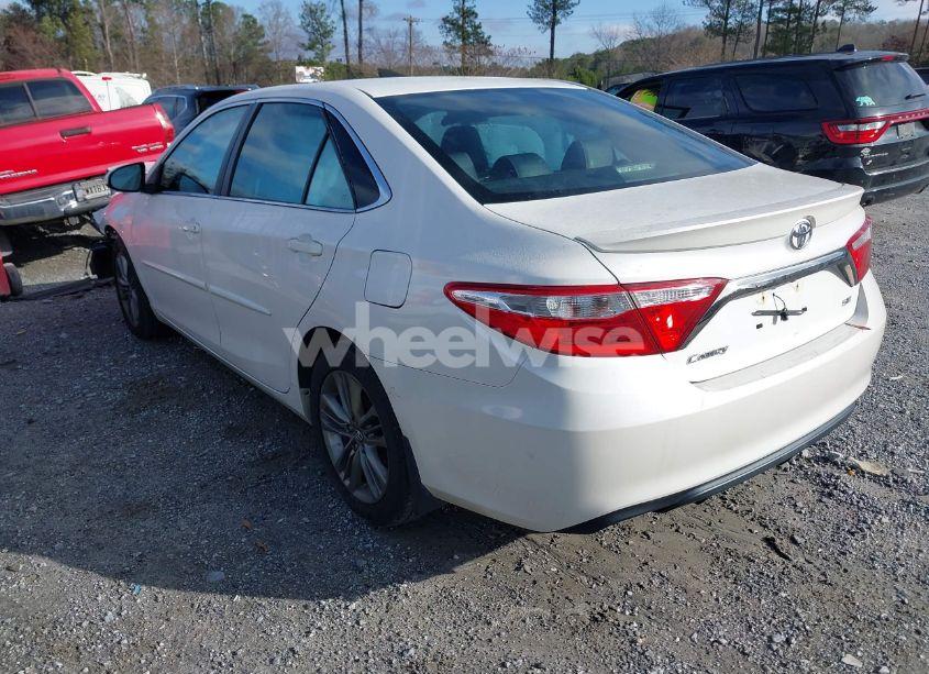 Photo 3 of 2017 Toyota Camry SE (VIN 4T1BF1FK6HU339920)