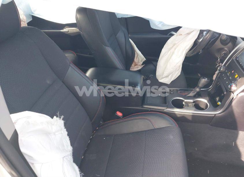 Photo 5 of 2017 Toyota Camry SE (VIN 4T1BF1FK6HU339920)