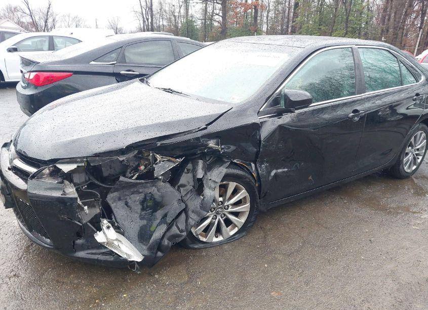 Photo 6 of 2017 Toyota Camry SE (VIN 4T1BF1FK6HU340565)