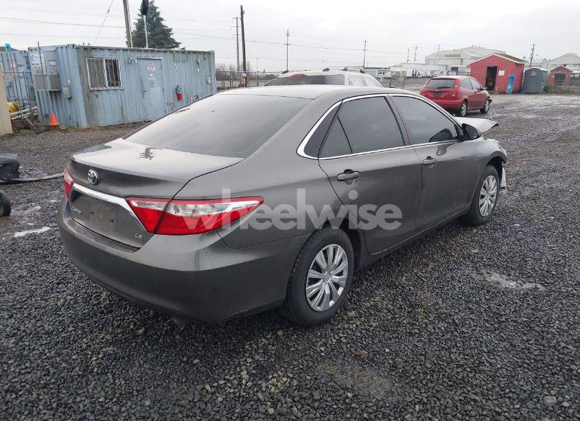 Photo 4 of 2017 Toyota Camry LE (VIN 4T1BF1FK6HU343501)