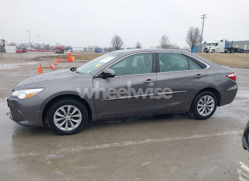 Photo 14 of 2017 Toyota Camry LE (VIN 4T1BF1FK6HU350531)