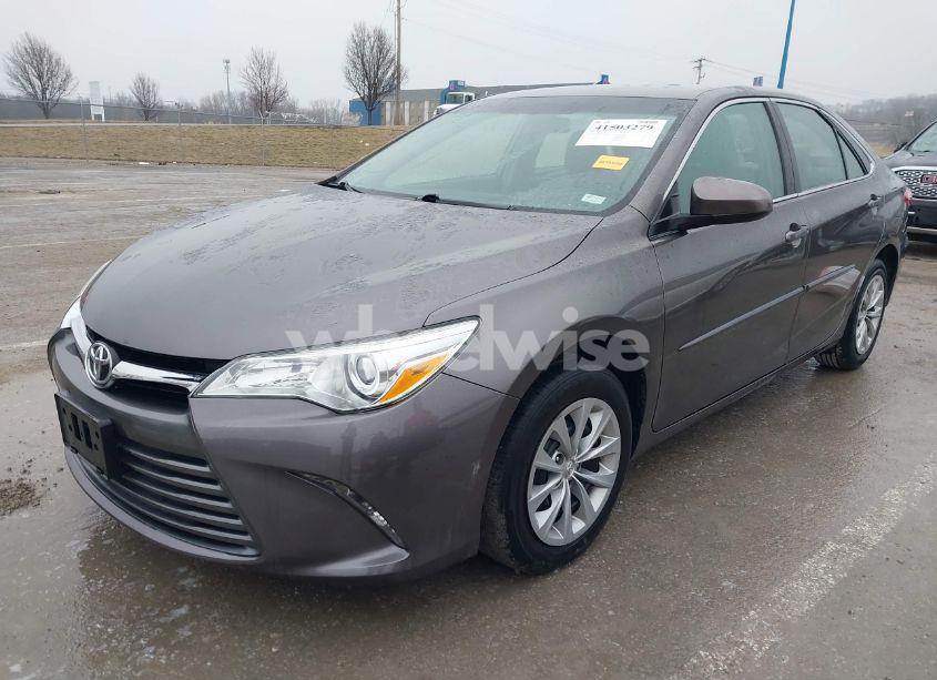 Photo 2 of 2017 Toyota Camry LE (VIN 4T1BF1FK6HU350531)