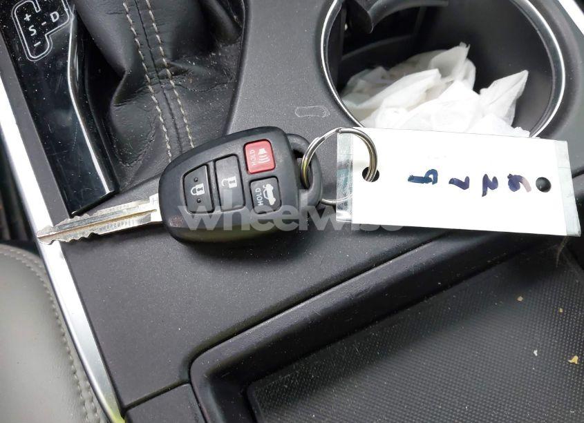 Photo 11 of 2017 Toyota Camry SE (VIN 4T1BF1FK6HU358984)